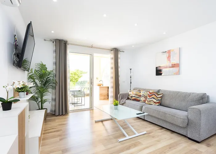 公寓 Home2book Stylish Fanabe, Bbq Terrace & Pool 阿德耶