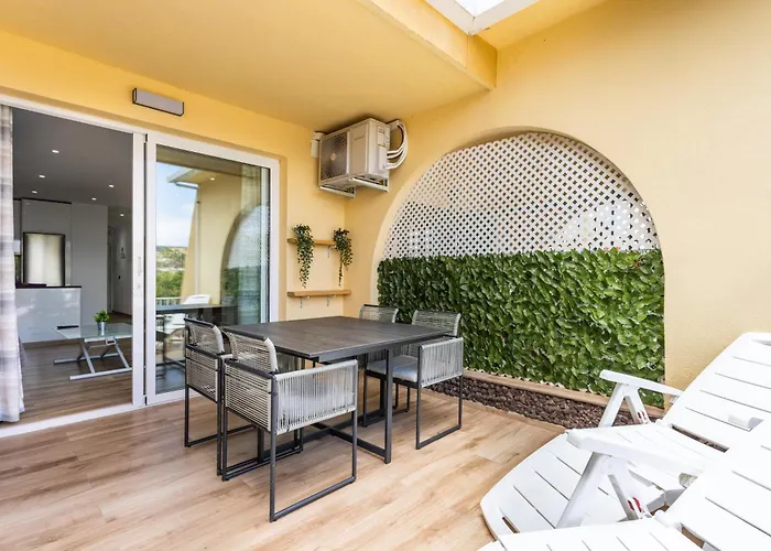 Home2book Stylish Fanabe, Bbq Terrace & Pool